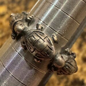 Sterling Silver Turtle Ring size 6.7